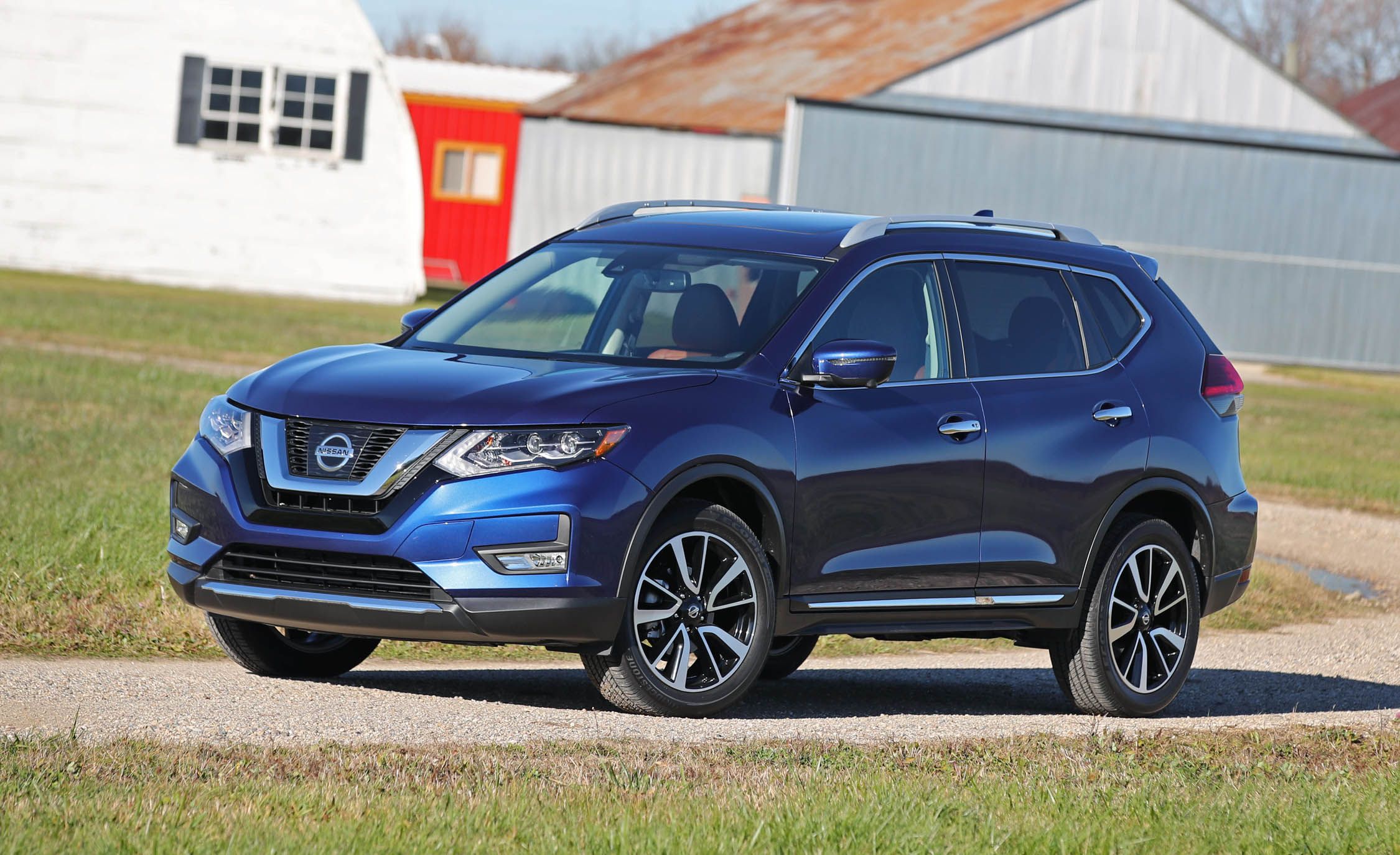 2017 Nissan Rogue Exterior Front And Side (View 37 of 37)