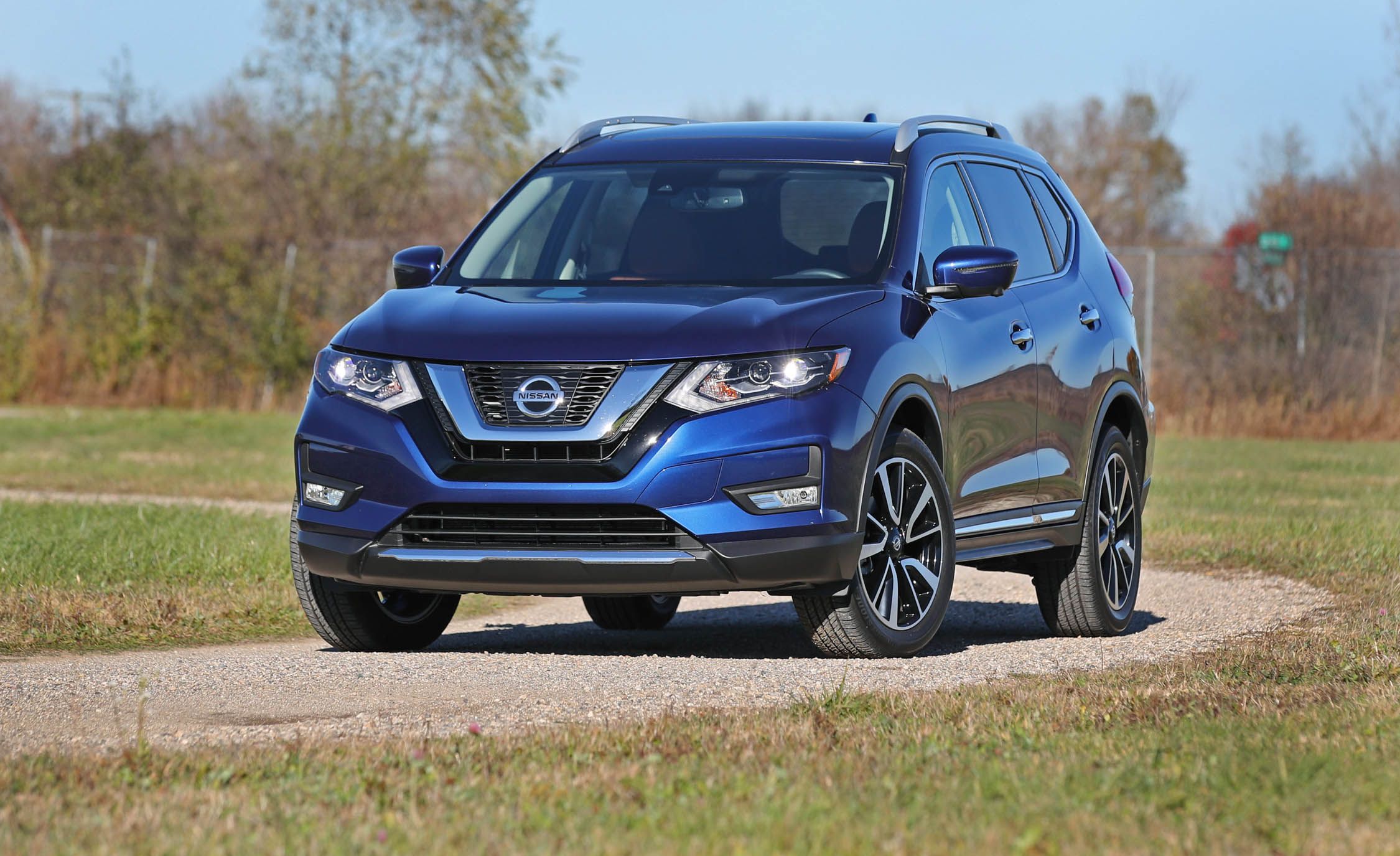 2017 Nissan Rogue Exterior Front (View 32 of 37)