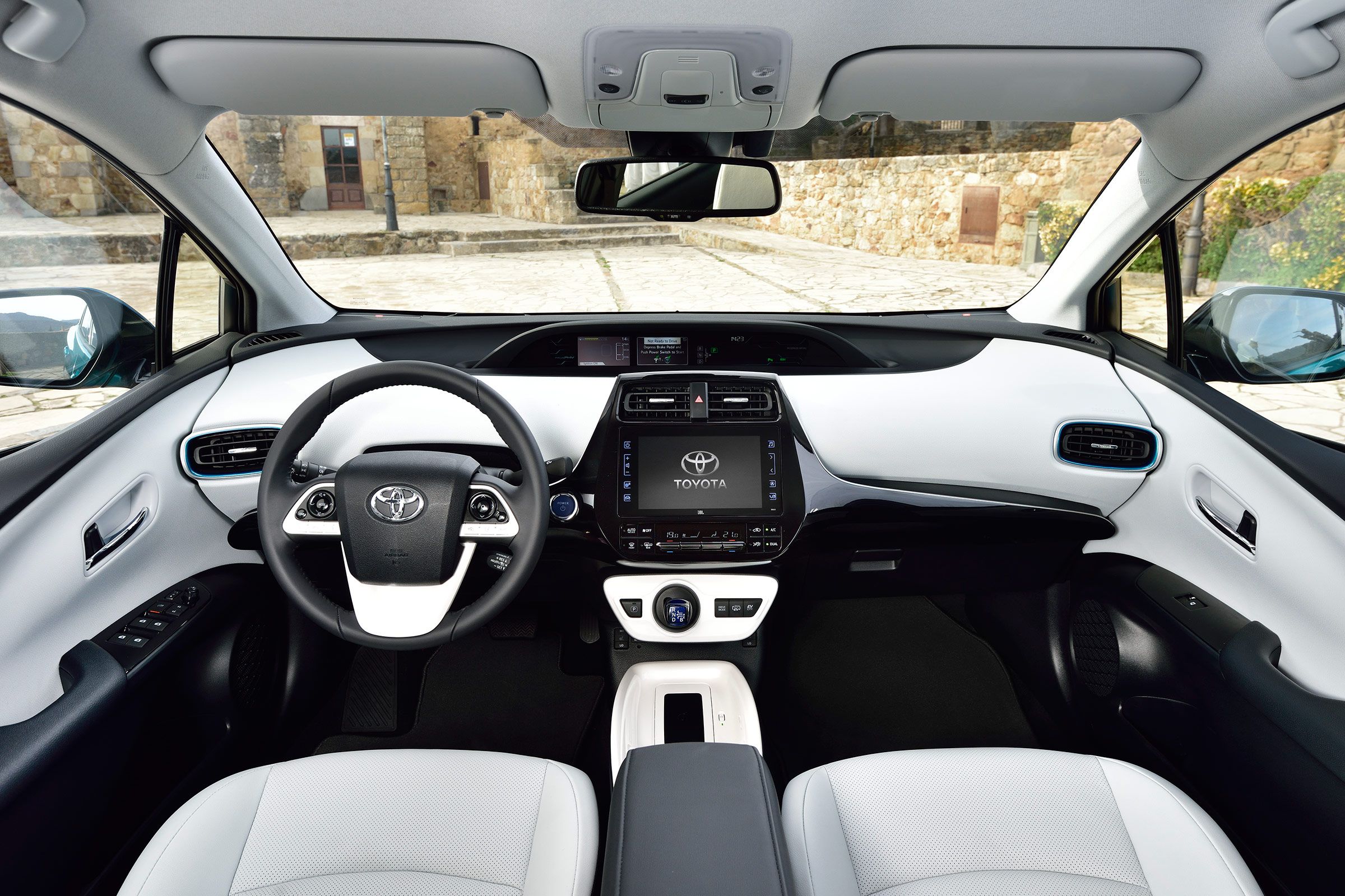 2017 Toyota Prius Interior Dashboard (View 54 of 64)