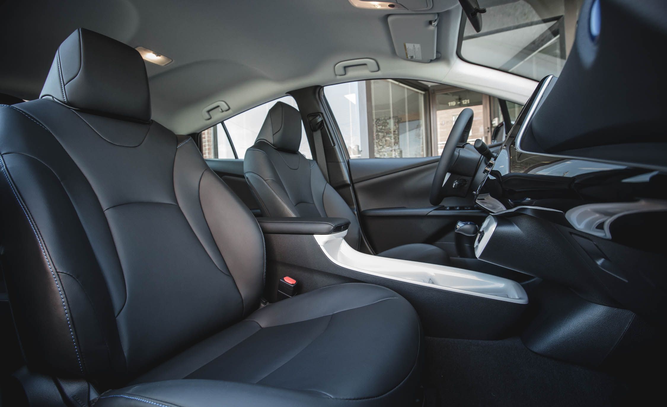 2017 Toyota Prius Interior Seats Front Passengers (View 25 of 64)