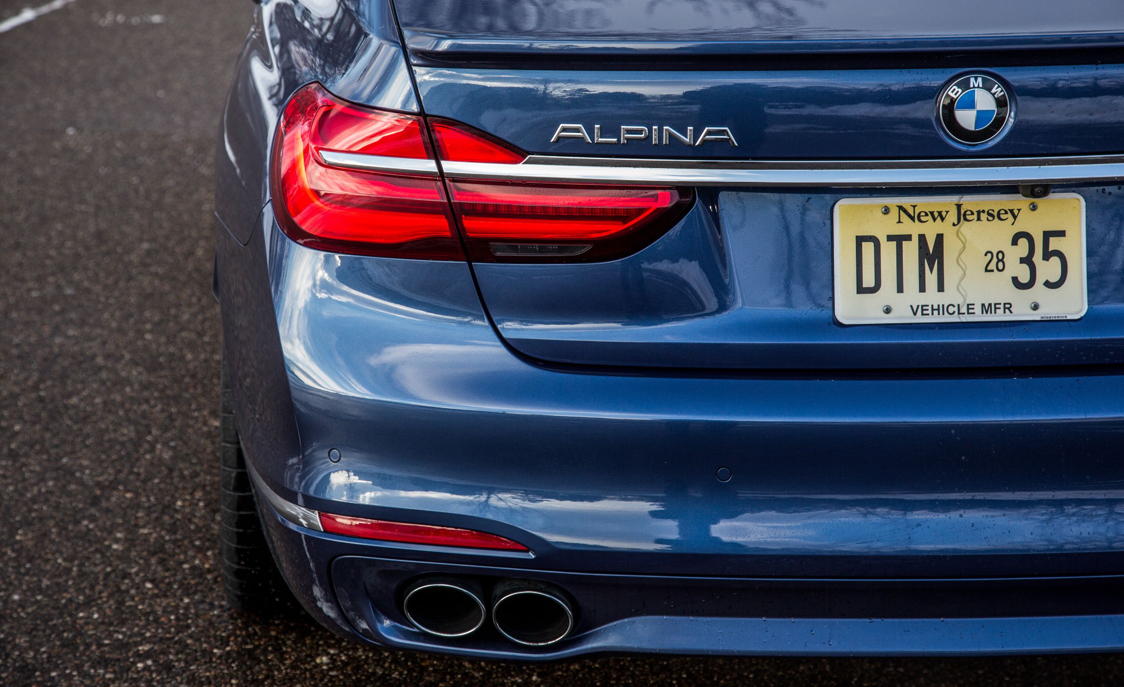 2017 BMW Alpina B7 XDrive Exterior View Taillight (View 11 of 45)