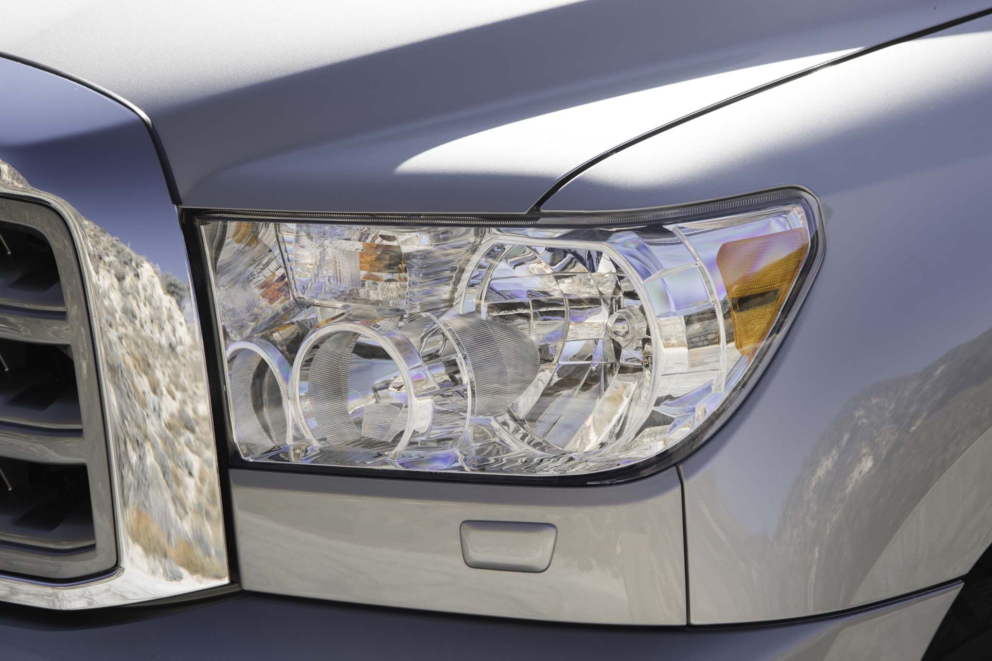 2017 Toyota Sequoia 4×4 Platinum Exterior View Headlight (View 10 of 26)
