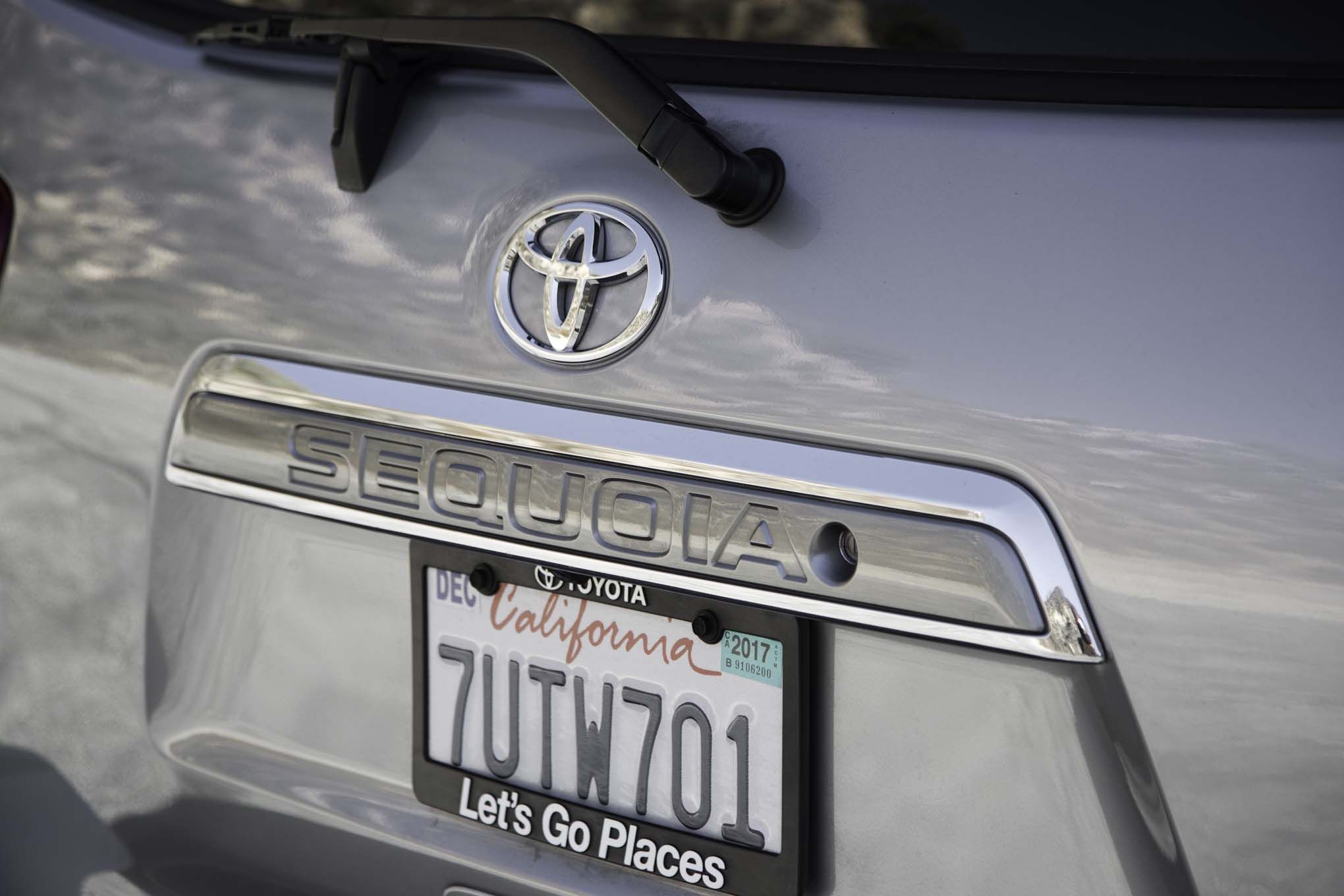 2017 Toyota Sequoia 4×4 Platinum Exterior View Rear Badge (View 11 of 26)
