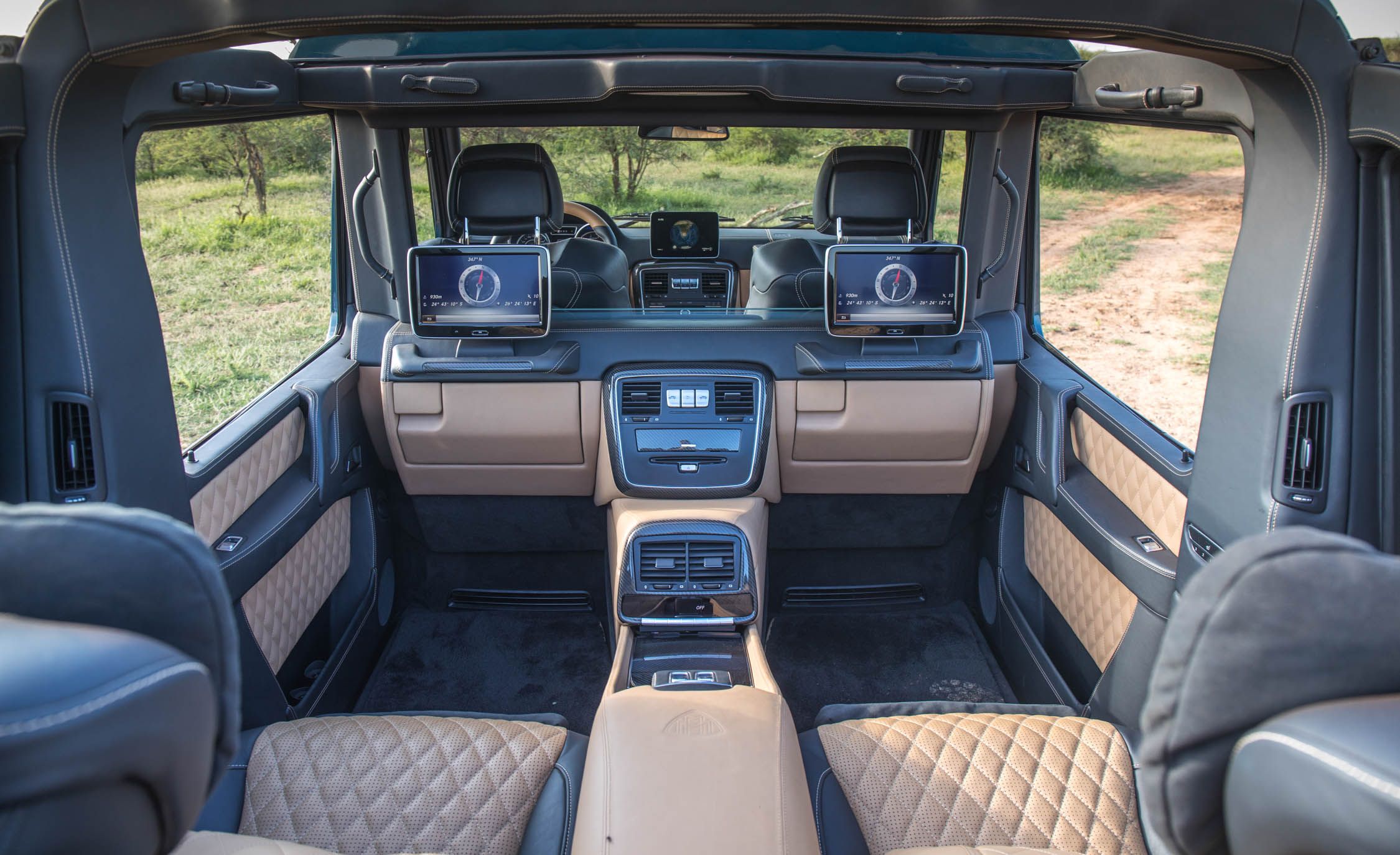 2018 Mercedes Maybach G650 Landaulet Interior Rear Dashboard (View 38 of 52)