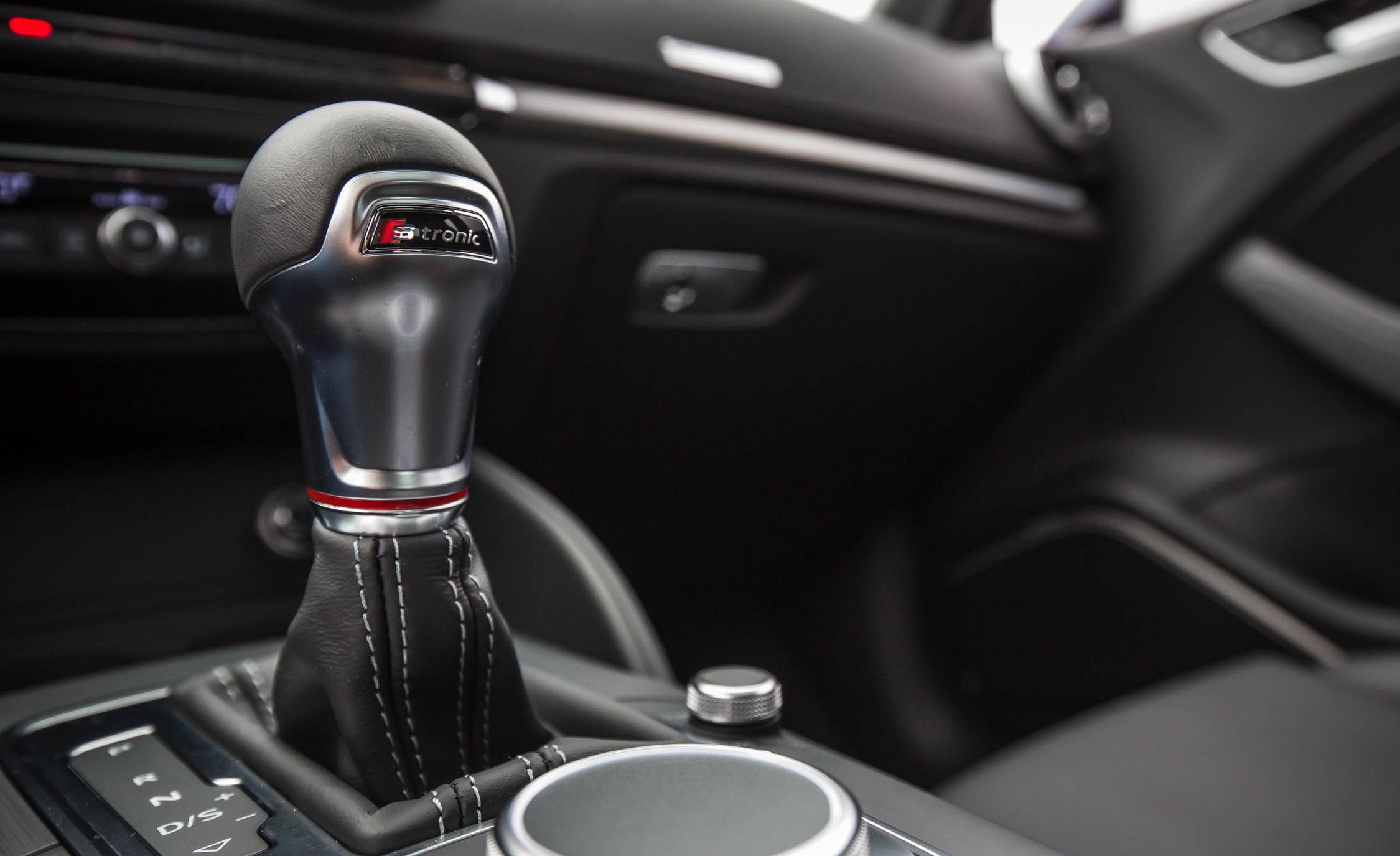 2017 Audi S3 Interior View Gear Shift Knob (View 15 of 50)