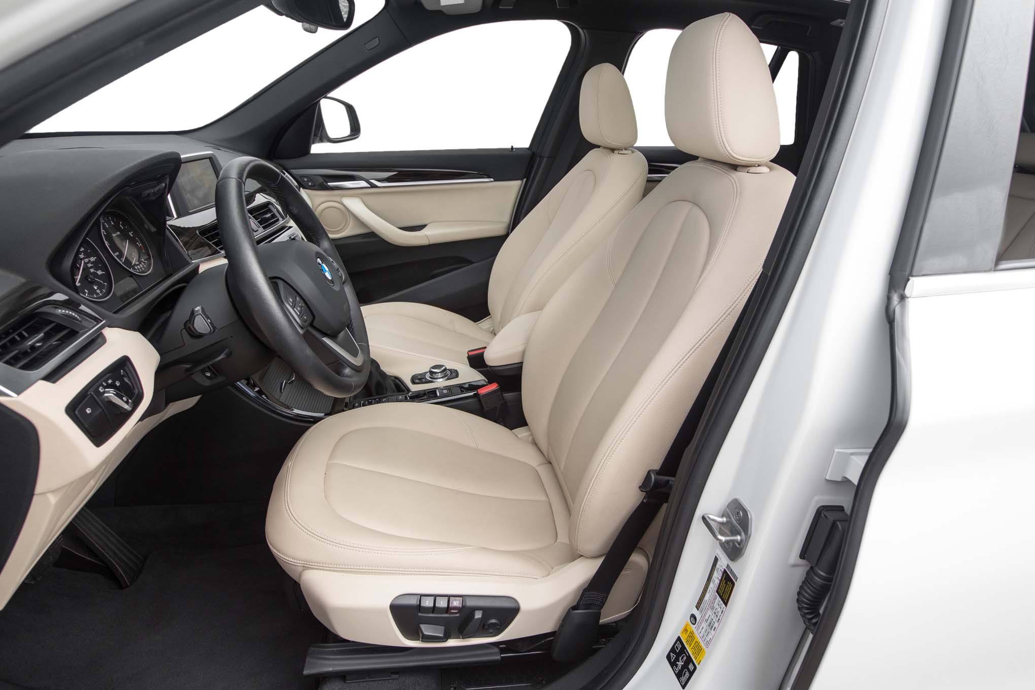 2017 Bmw X1 Xdrive28i Interior Seats Front (View 13 of 23)