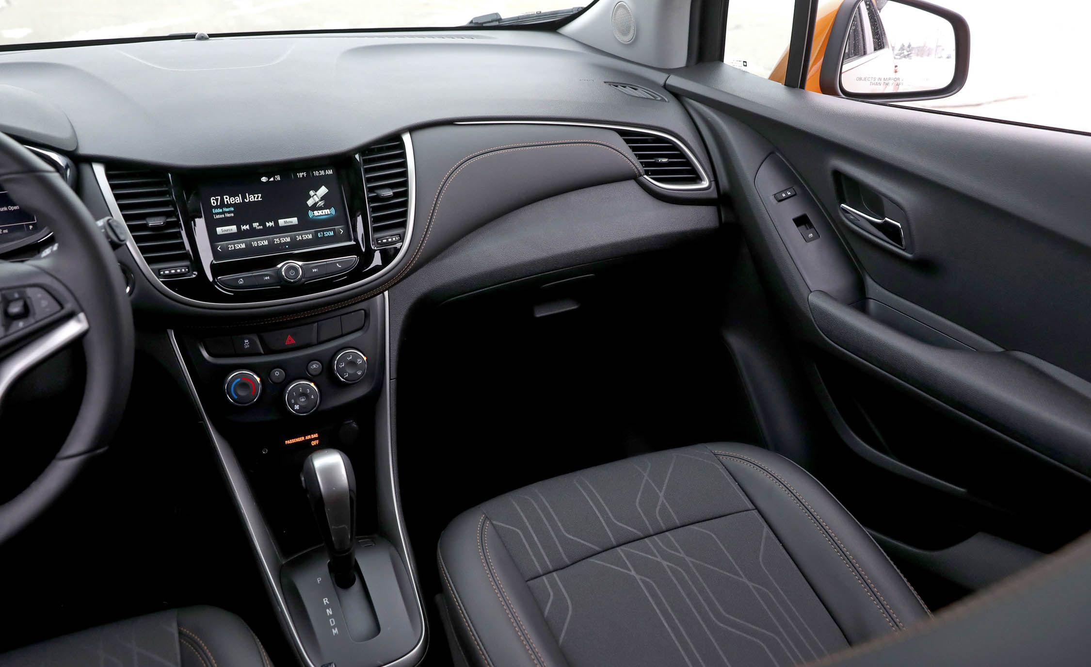 2017 Chevrolet Trax Interior Dashboard (View 28 of 47)
