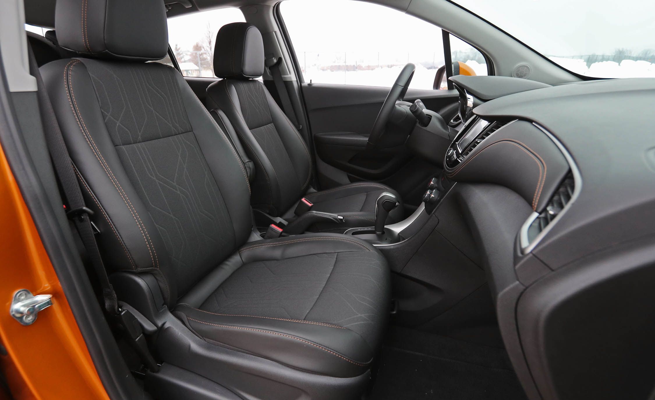 2017 Chevrolet Trax Interior Seats Front (View 30 of 47)