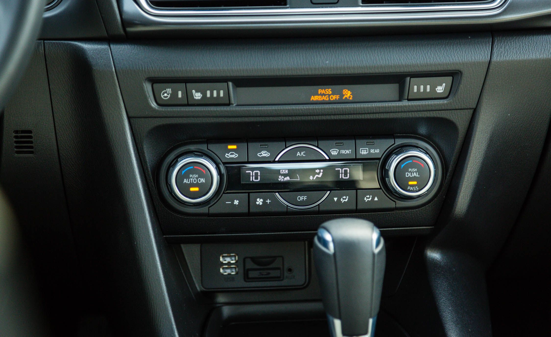 2017 Mazda 3 Grand Touring Sedan Interior View Climate Control Instrument (View 42 of 51)