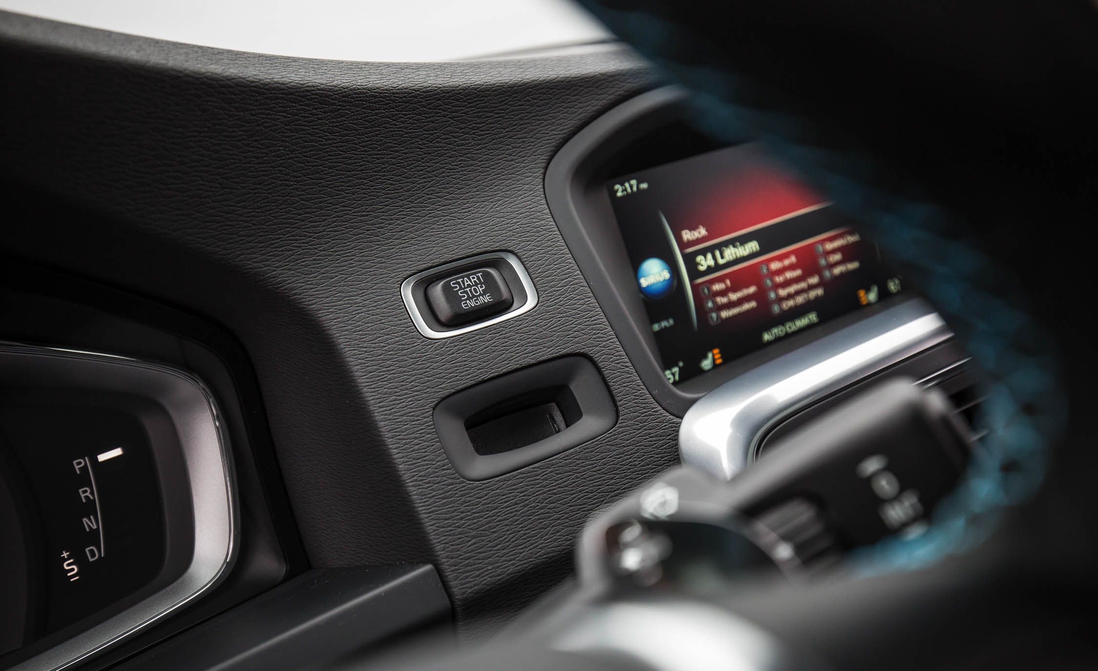 2017 Volvo V60 Polestar Interior View Engine Button (View 53 of 53)