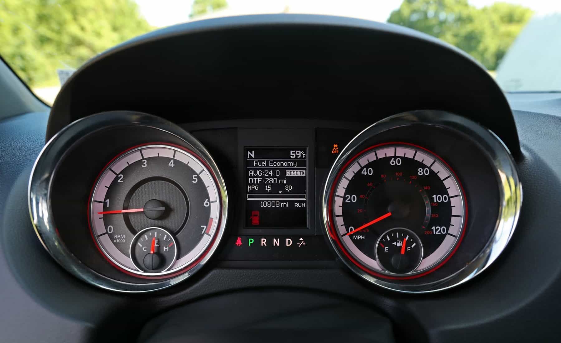 2017 Dodge Grand Caravan Interior View Speedometer (View 14 of 47)