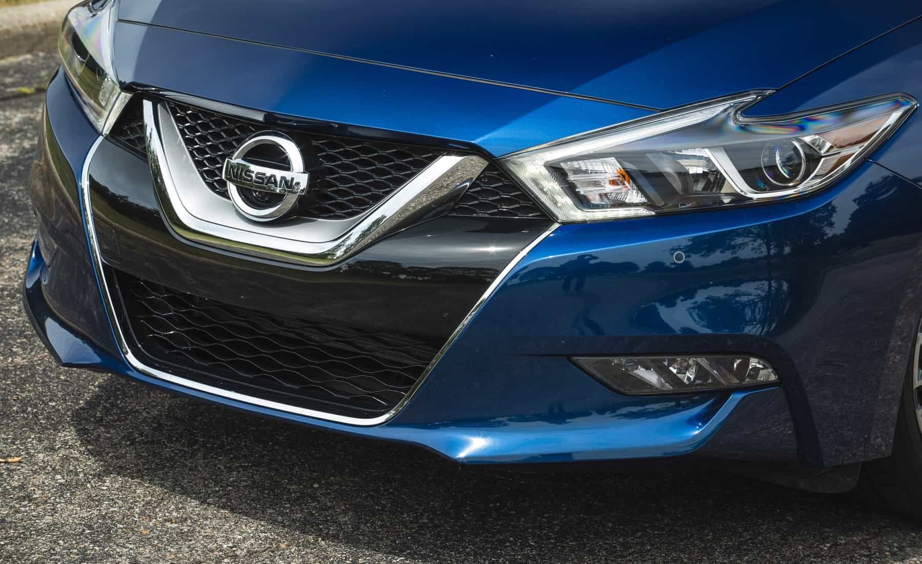 2017 Nissan Maxima Exterior View Grille And Bumper (View 31 of 40)