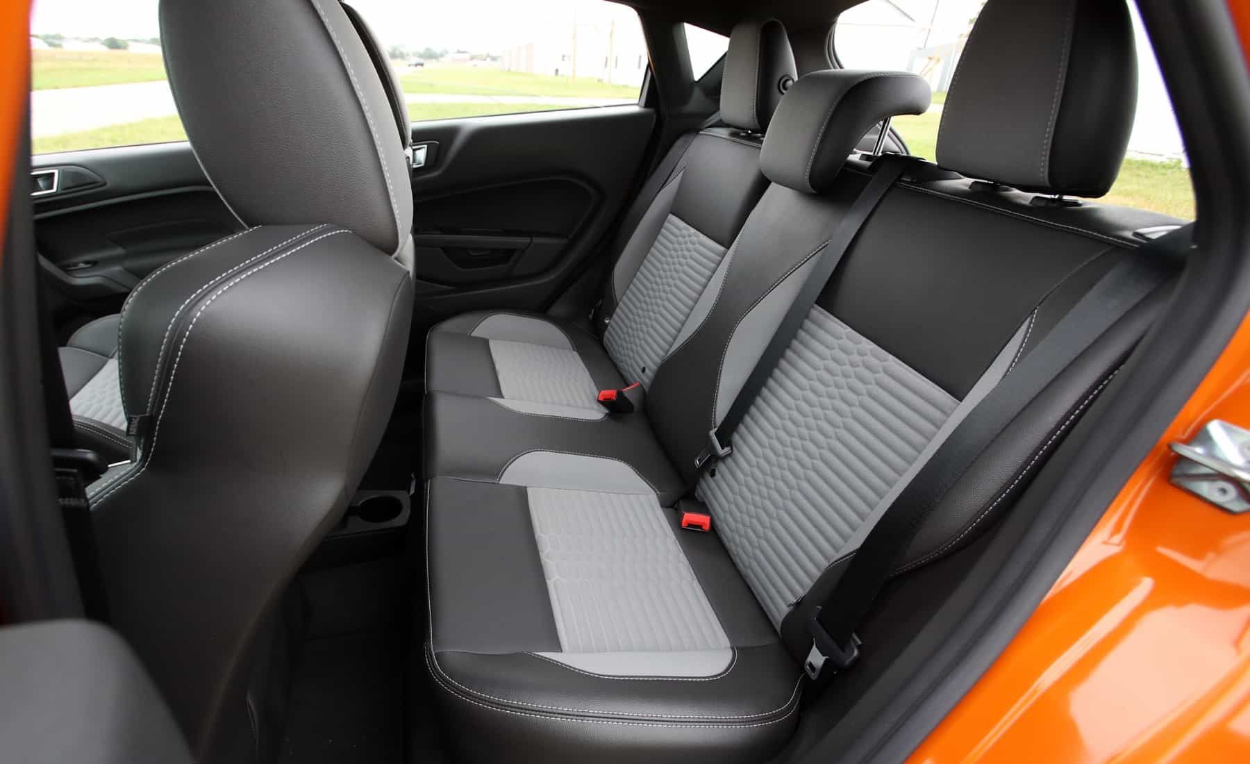 2017 Ford Fiesta ST Interior Seats Rear Passengers (View 23 of 47)