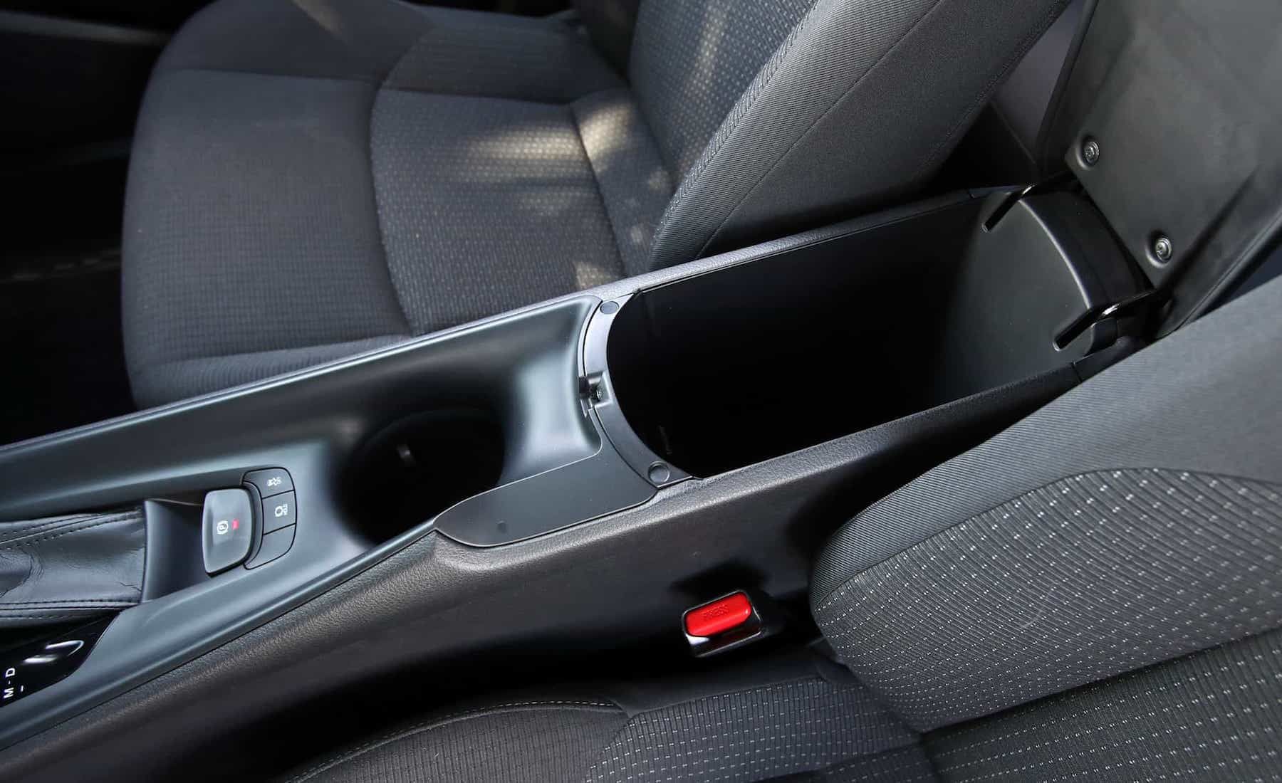 2018 Toyota C Hr Xle Premium Interior View Center Console Box (View 23 of 52)