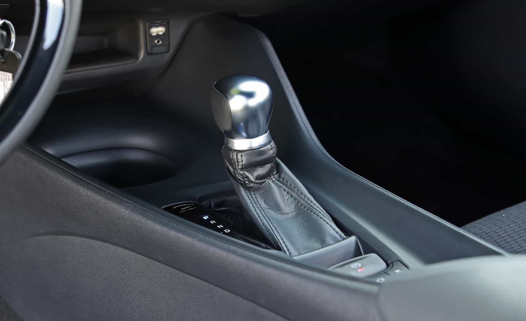 2018 Toyota C Hr Xle Premium Interior View Gear Shift Knob (View 17 of 52)