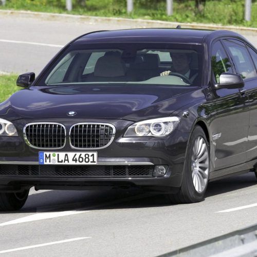 2010 BMW 7-Series High Security Review (Photo 16 of 16)