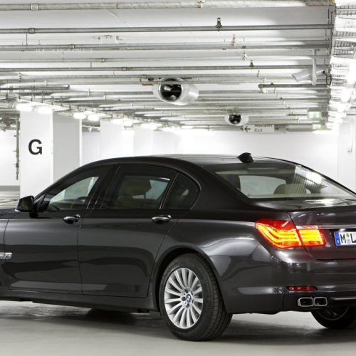 2010 BMW 7-Series High Security Review (Photo 12 of 16)
