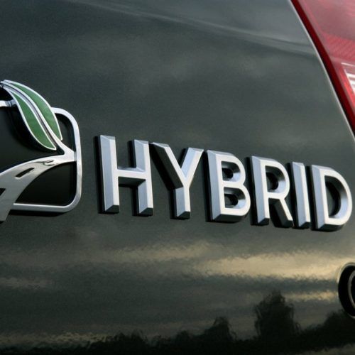 2010 Mercury Milan Hybrid Review (Photo 1 of 9)