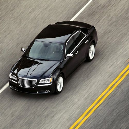 2011 Chrysler 300 Review (Photo 9 of 10)