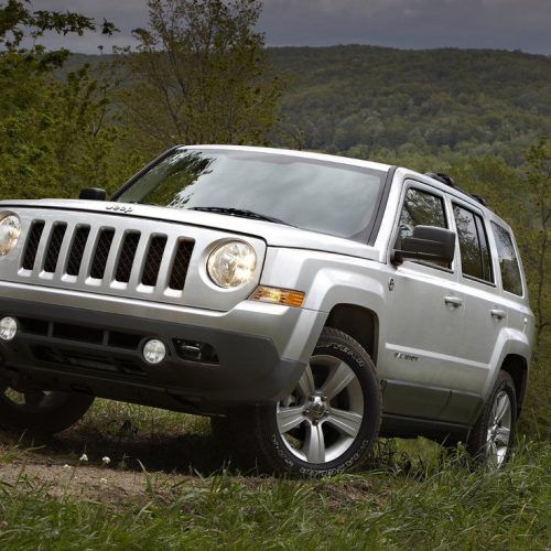 2011 Jeep Patriot Review (Photo 7 of 7)
