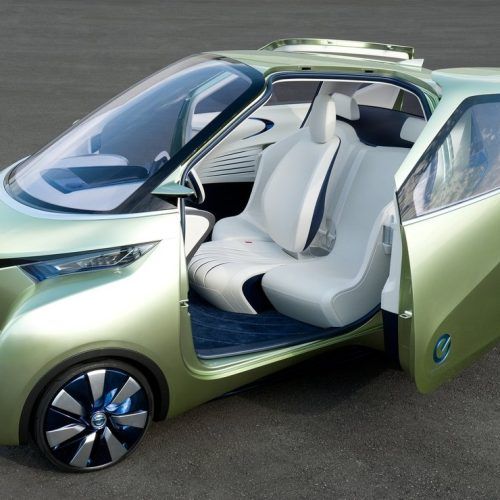 2011 Nissan Pivo 3 Unique Minimalist Concept Review (Photo 1 of 8)