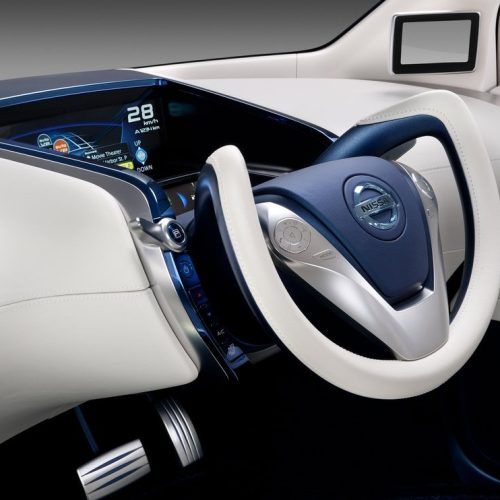 2011 Nissan Pivo 3 Unique Minimalist Concept Review (Photo 3 of 8)
