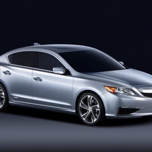 2012 Acura ILX Review (Photo 6 of 6)