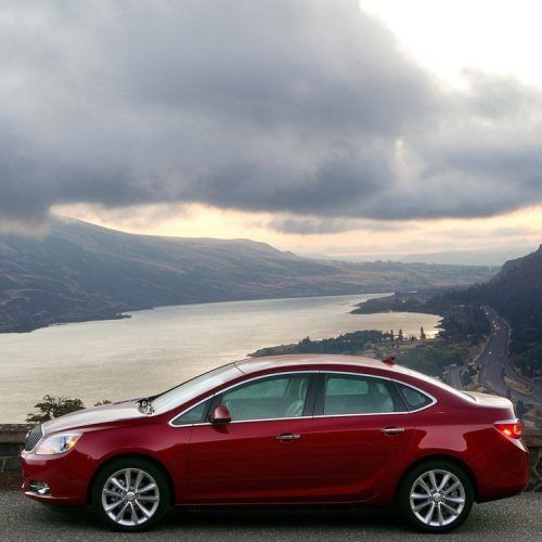 2012 Buick Verano Review (Photo 9 of 14)