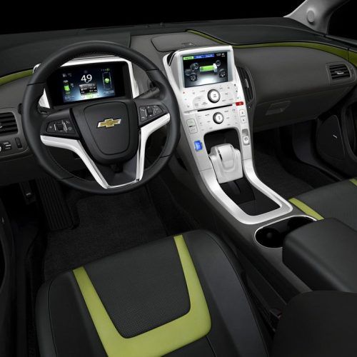 2012 Chevrolet Volt Review (Photo 13 of 31)