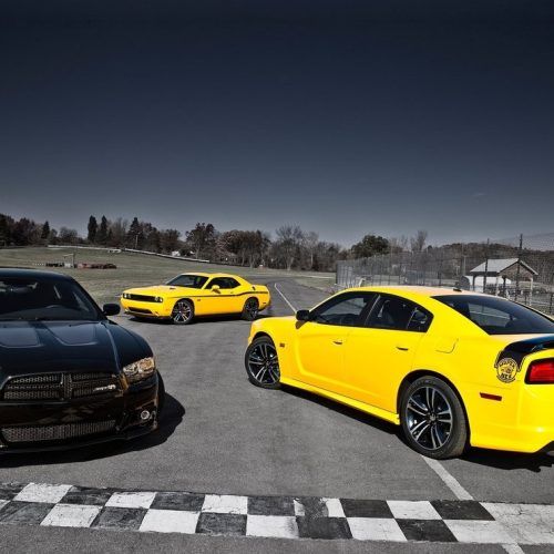 2012 Dodge Charger SRT8 Super Bee Concept Review (Photo 3 of 10)