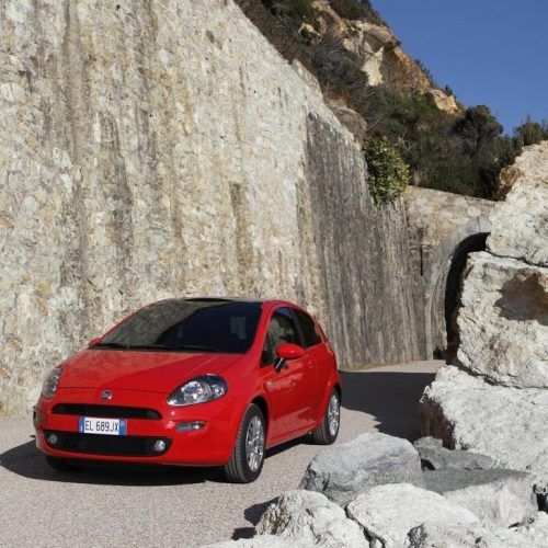 2012 Fiat Punto Review (Photo 7 of 21)