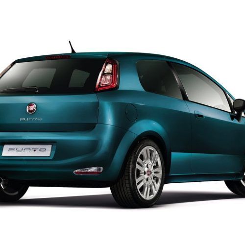 2012 Fiat Punto Review (Photo 11 of 21)
