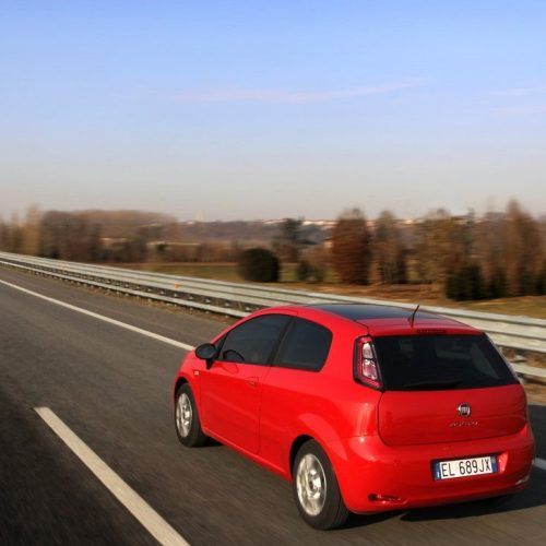 2012 Fiat Punto Review (Photo 13 of 21)