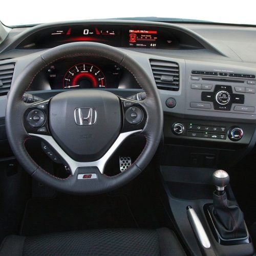 2012 Honda Civic Si Sedan Futuristic and Distinctive Compact Concept (Photo 5 of 8)