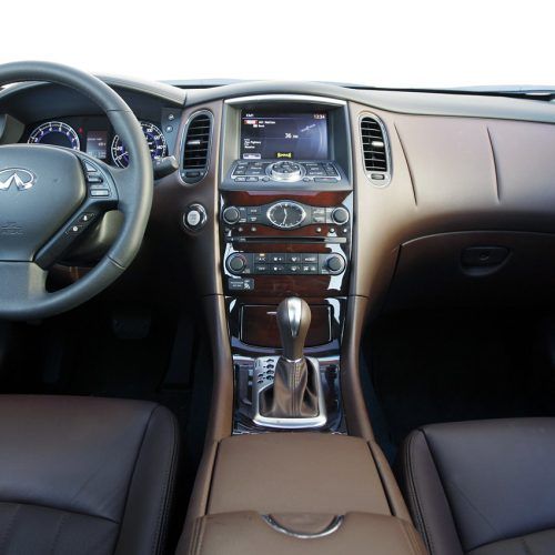 2012 Infiniti EX35 Price and Review (Photo 9 of 18)