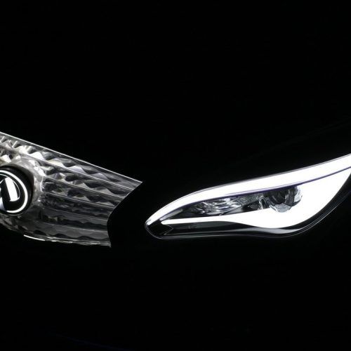 2012 Infiniti LE Concept Electric Car (Photo 10 of 13)