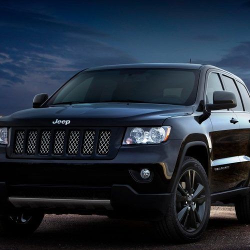 2012 Jeep Grand Cherokee Review (Photo 5 of 11)