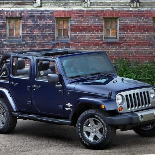 2012 Jeep Wrangler Freedom Edition Review (Photo 2 of 7)