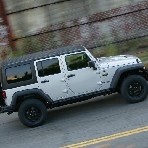 2012 Jeep Wrangler MW3 Review (Photo 1 of 7)
