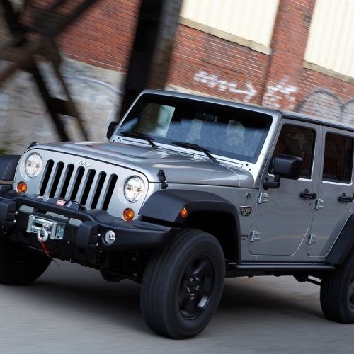 2012 Jeep Wrangler MW3 Review (Photo 4 of 7)