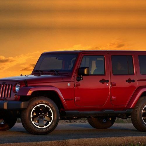 2012 Jeep Wrangler Unlimited Altitude Review (Photo 1 of 6)