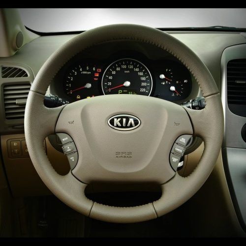 2012 Kia Grand VQ-R Specs Review (Photo 3 of 6)