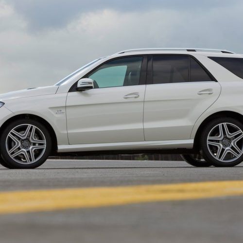 2012 Mercedes-Benz ML63 AMG Review (Photo 6 of 8)
