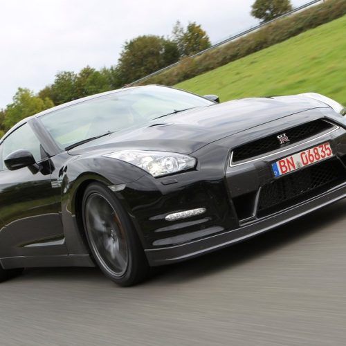 2012 Nissan GT-R Responsif Supercar (Photo 7 of 9)