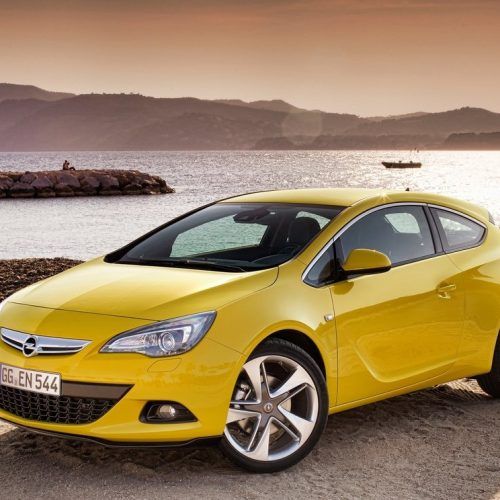 2012 Opel Astra GTC Dramatic Luxurious Concept (Photo 1 of 8)