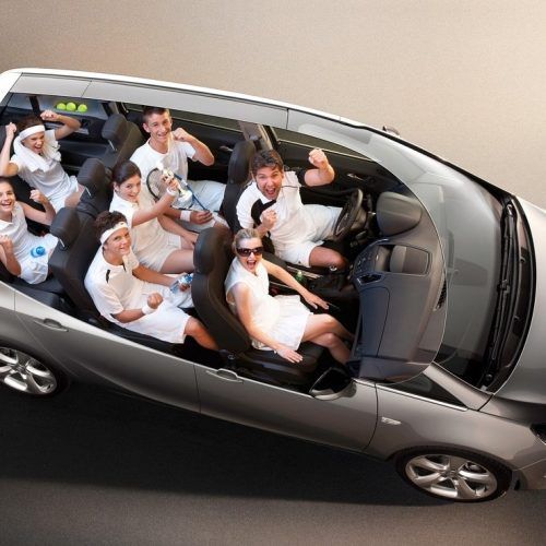 2012 Opel Zafira Tourer Futuristic and Dynamic Design Concept (Photo 7 of 11)
