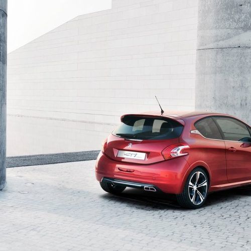 2012 Peugeot 208 GTi Concept Review (Photo 10 of 14)