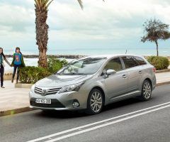 2012 Toyota Avensis Review