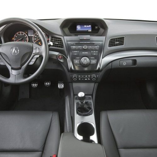 2013 Acura ILX Review (Photo 12 of 23)