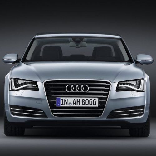 2013 Audi A8 Hybrid Concept (Photo 3 of 19)